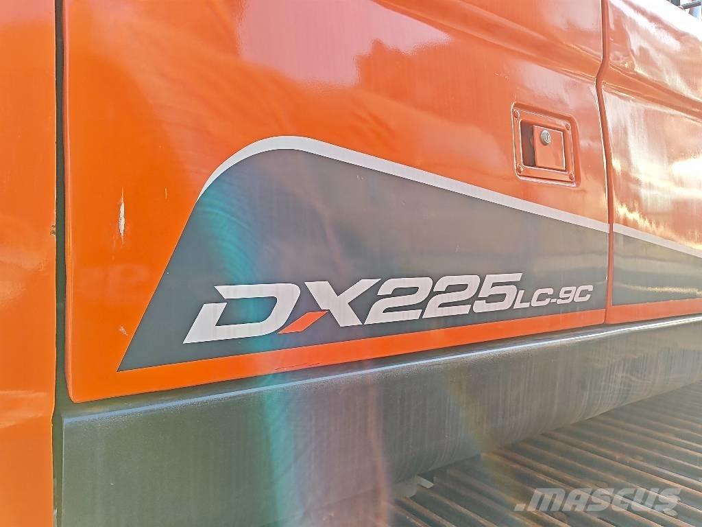 Doosan DX 225 LC-9C Crawler excavators