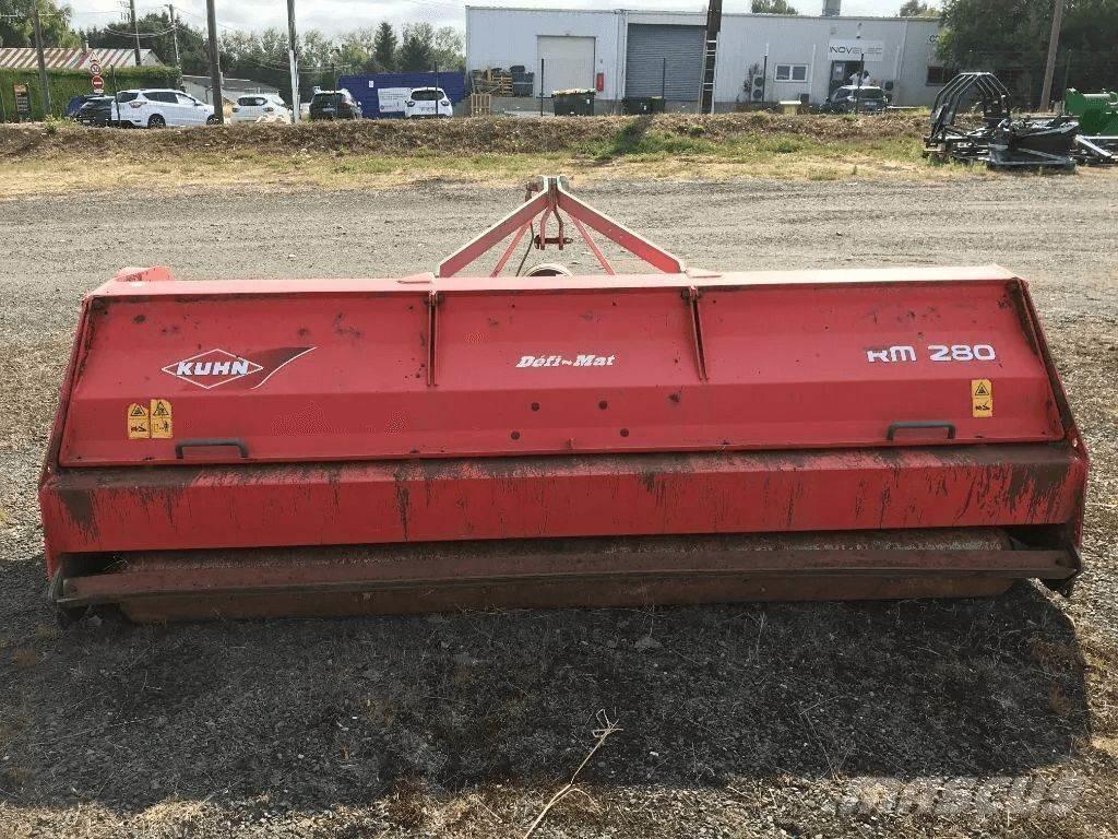 Kuhn RM 280 Crushers