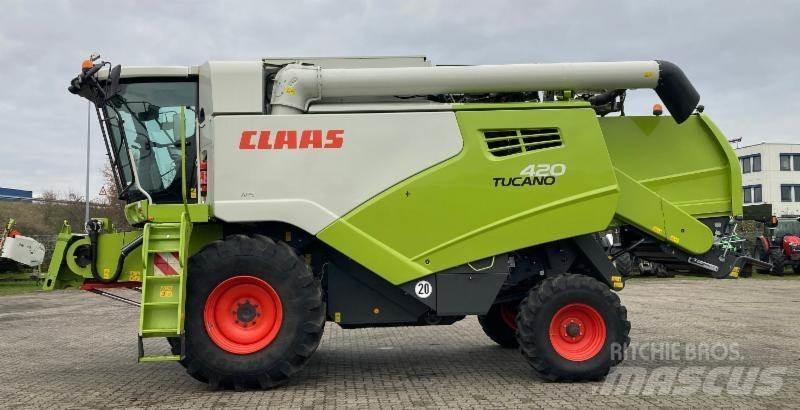 CLAAS TUCANO 420 Combine harvesters
