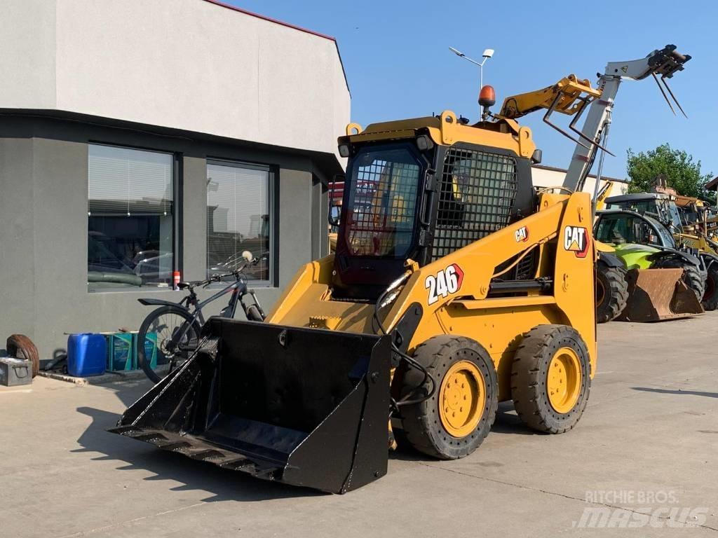 CAT 246 Skid steer loaders