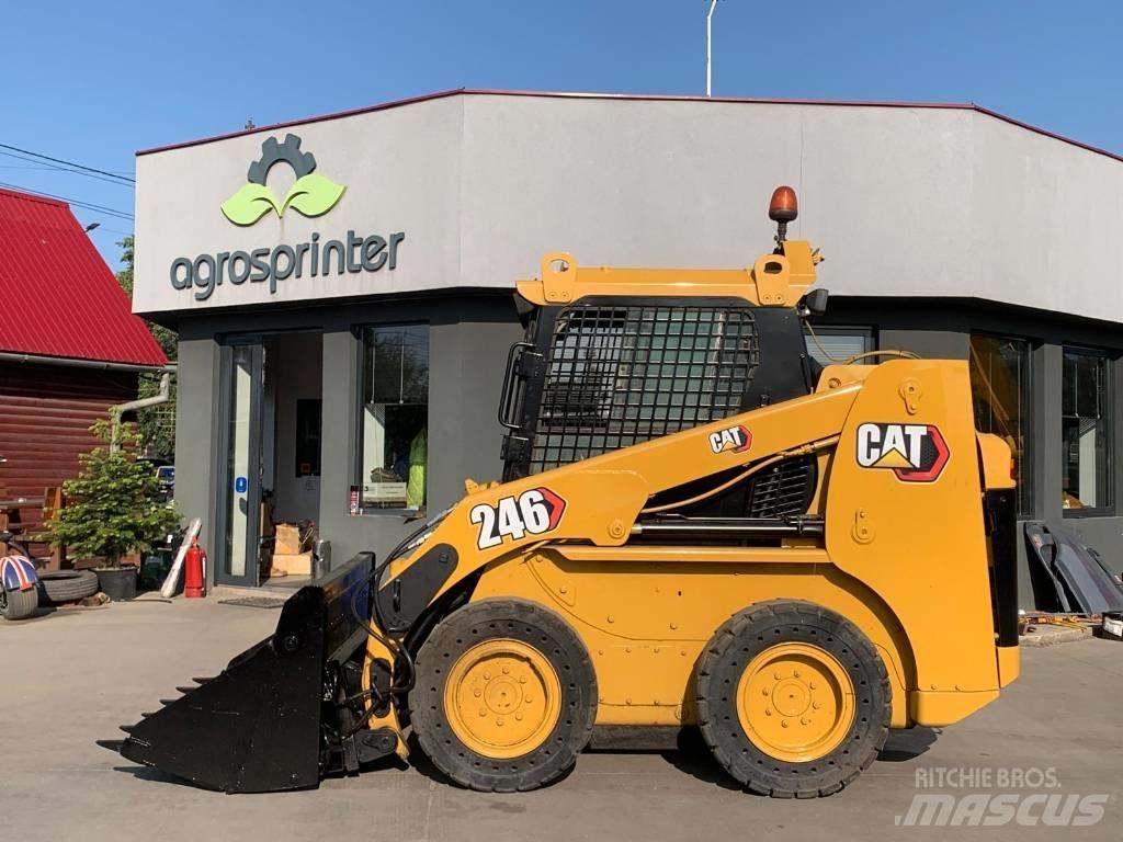 CAT 246 Skid steer loaders