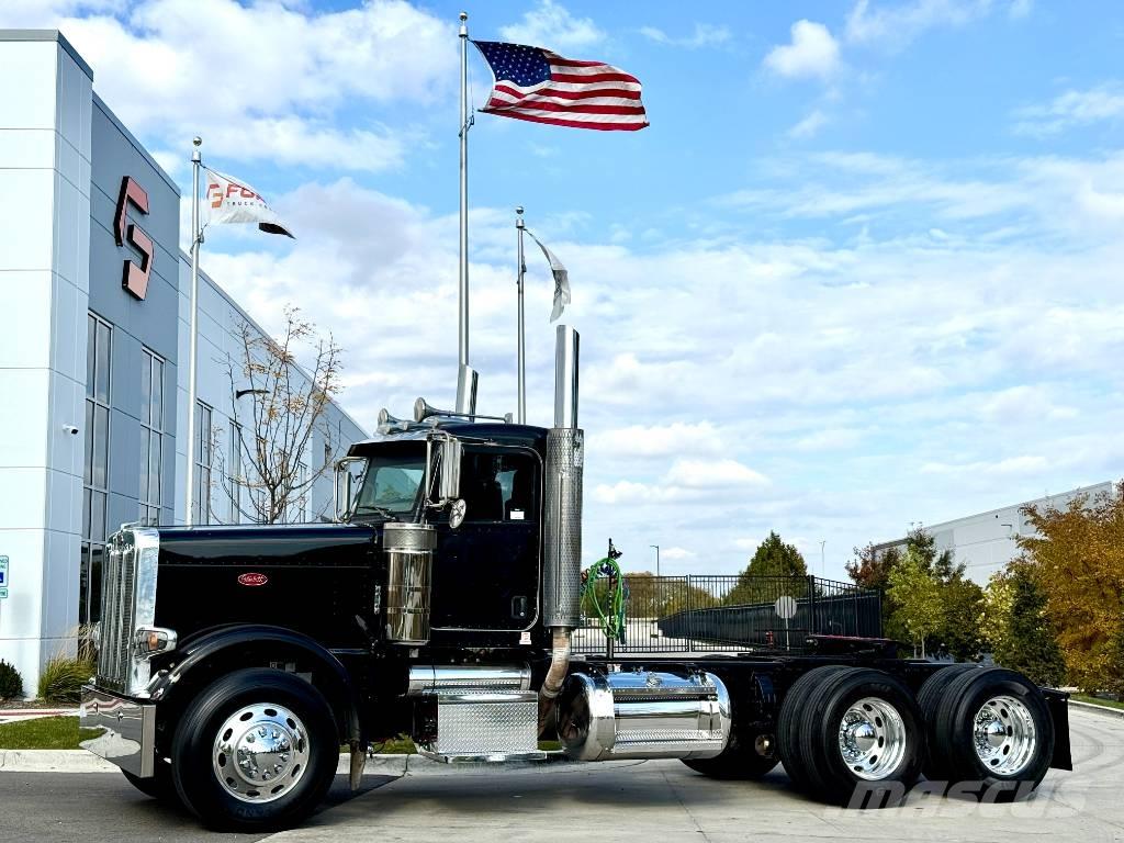 Peterbilt 388 Prime Movers