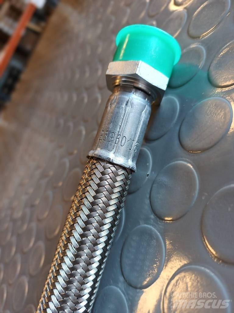 Volvo HOSE 23960136 Other components