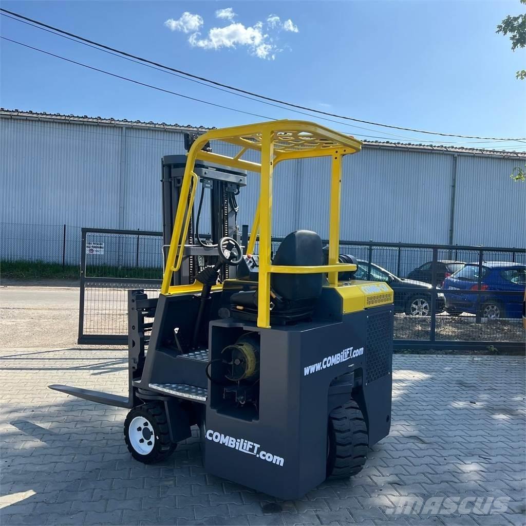 Combilift CBE 3000 4-way reach truck