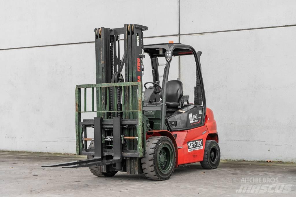 Manitou MI 35 D Diesel trucks