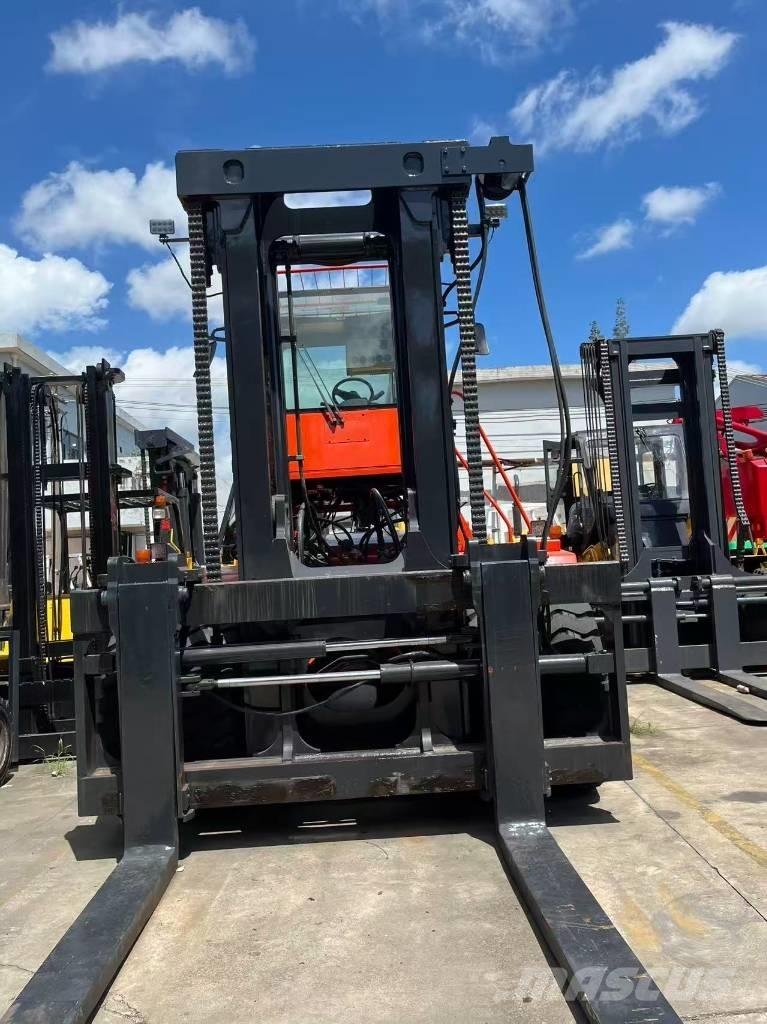 Heli CPCD 25 Diesel trucks