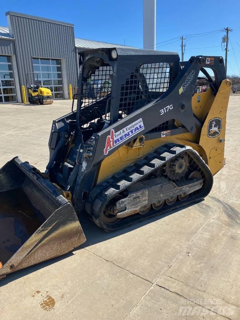 DEERE 317 G Skid steer loaders