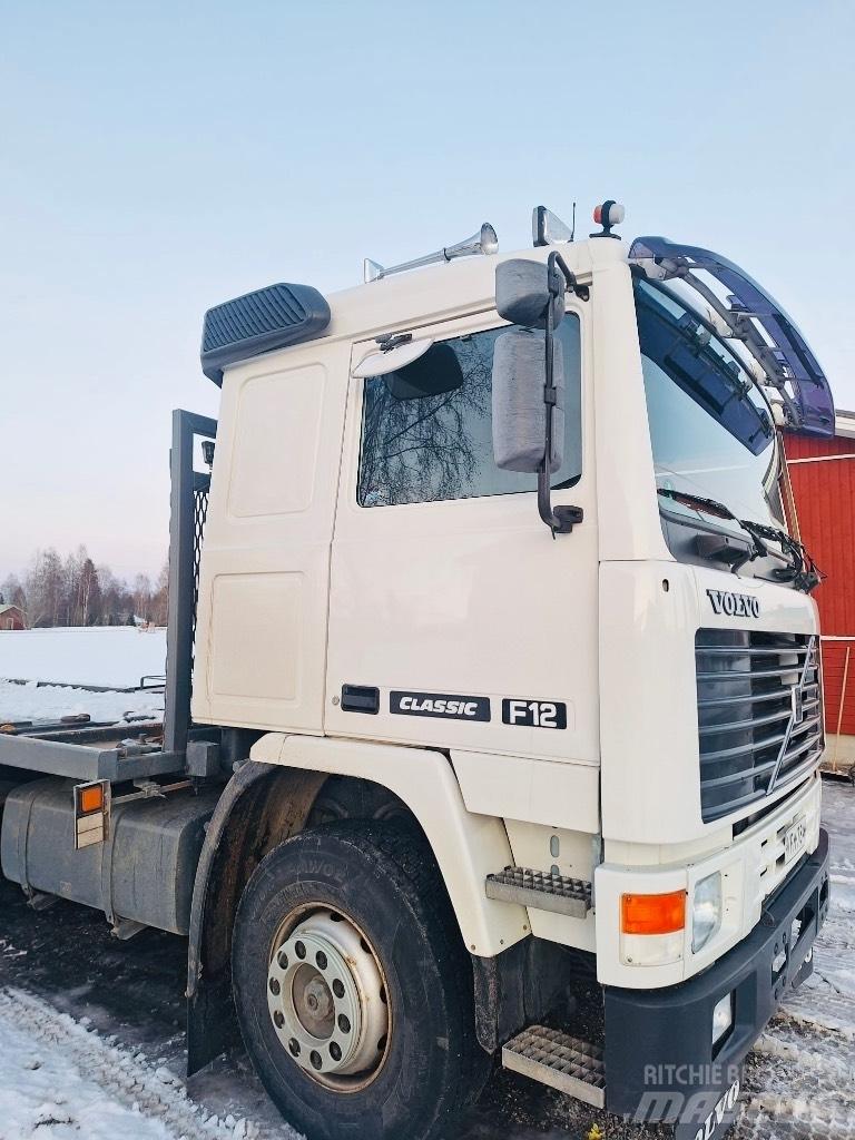 Volvo F 12 Flatbed / Dropside trucks