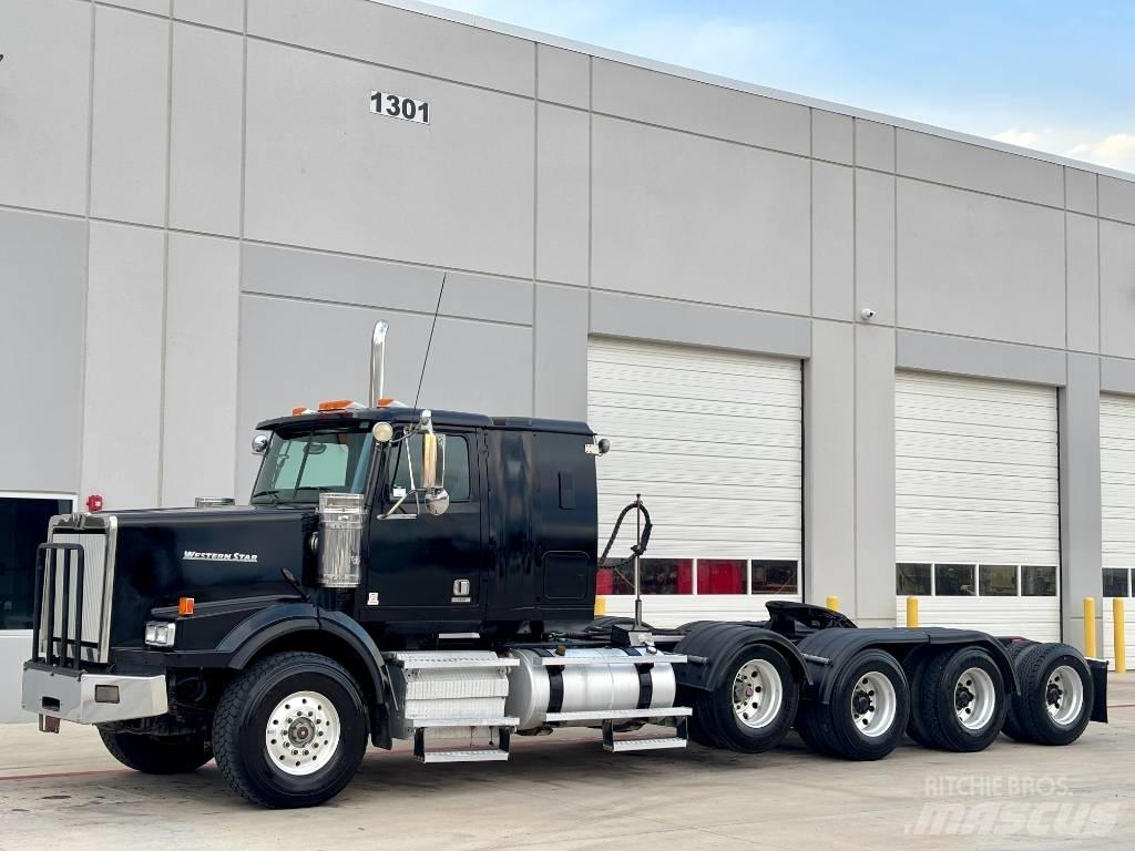 Western Star 4900 EX Prime Movers