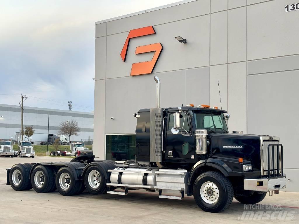 Western Star 4900 EX Prime Movers