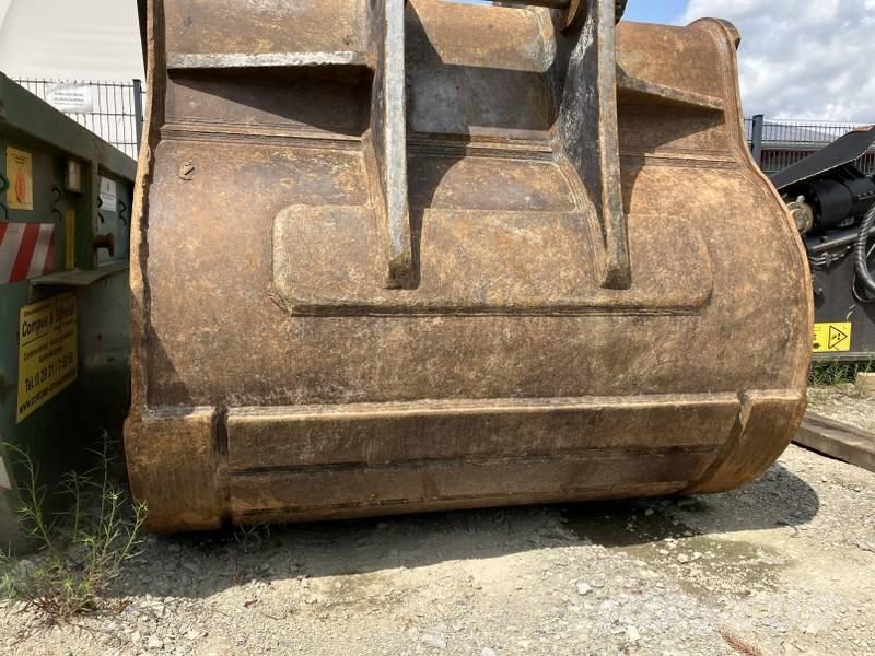 Volvo EC 750 E Crawler excavators