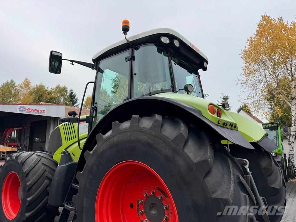 CLAAS AXION 850 CIS Tractors