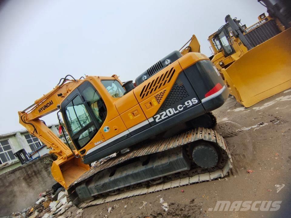 Hyundai 220LC -9S Crawler excavators