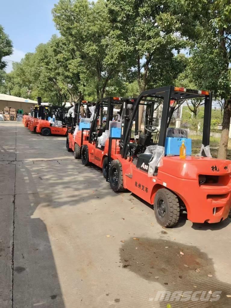 Hangcha CPCD 35 Diesel trucks