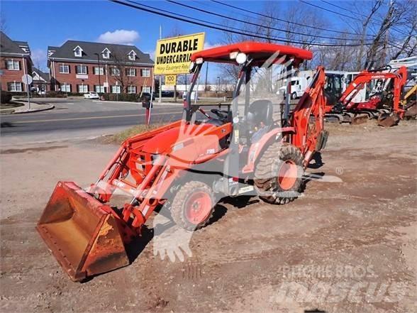 Kubota B26 Backhoe