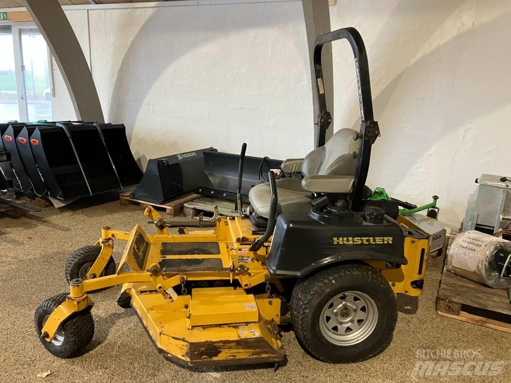 Hustler X-ONE RD Compact tractors