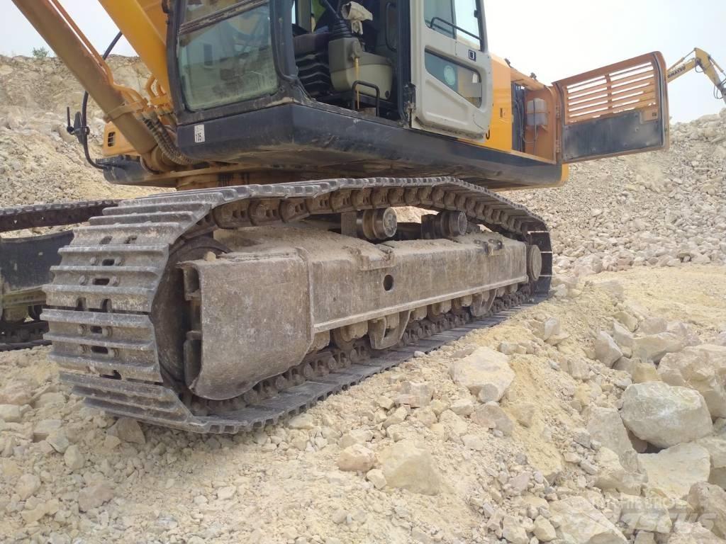 Hyundai R360 Crawler excavators