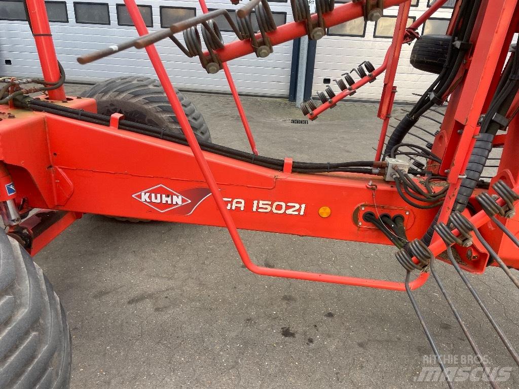 Kuhn GA 15021 Rakes and tedders