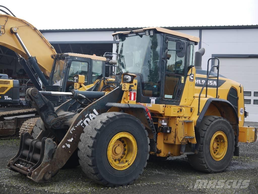 Hyundai HL955A Wheel loaders