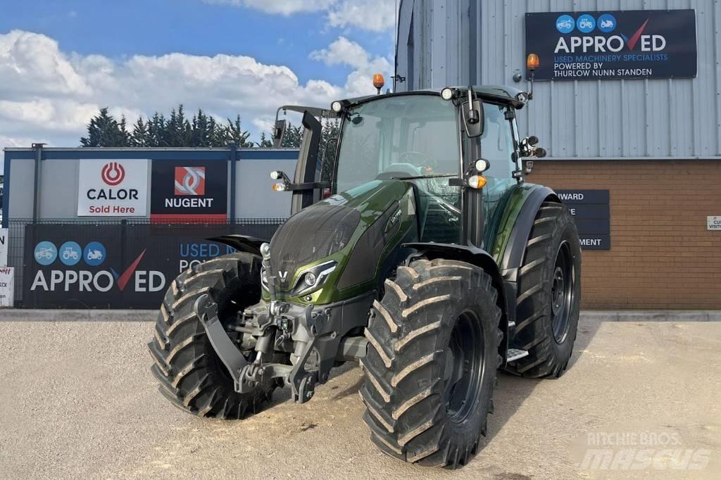 Valtra G 125 Tractors