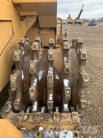 CAT 815 B Soil compactors
