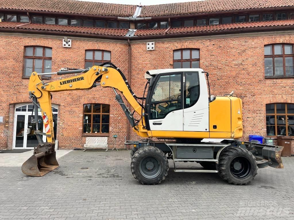 Liebherr A 910 Comp Wheeled excavators