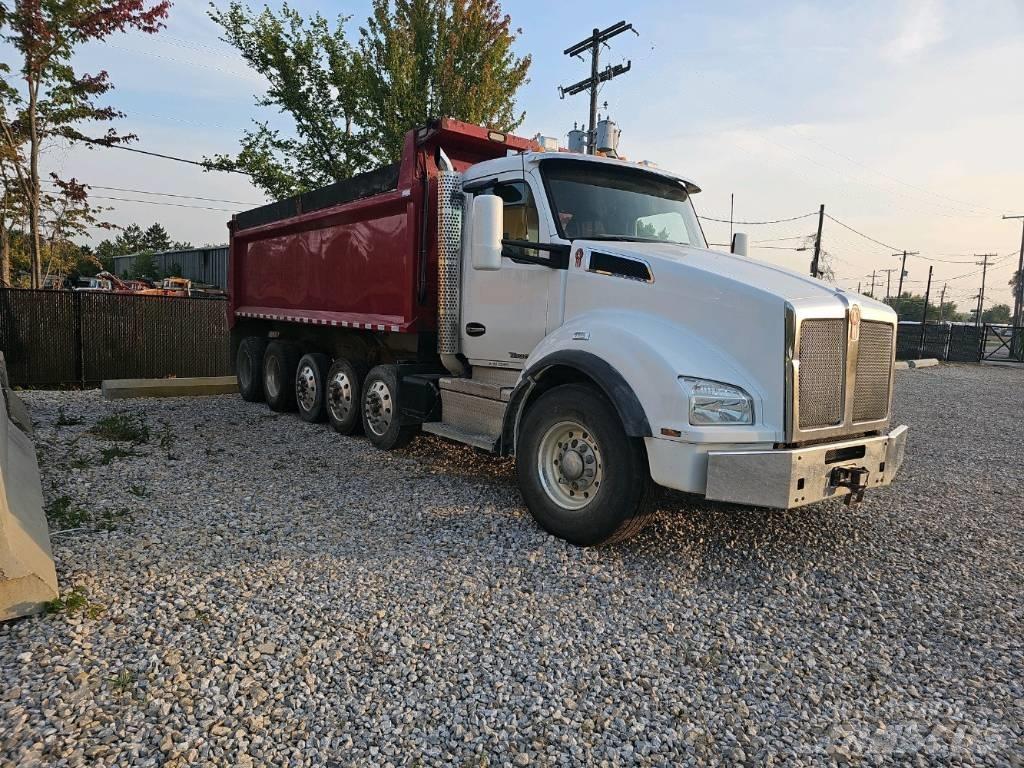 Kenworth T 880 Tipper trucks