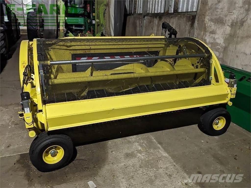 John Deere 8600i Forage harvesters