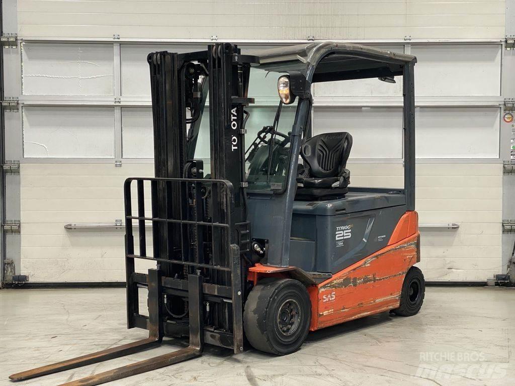 Toyota 8FBMT25 Electric forklift trucks