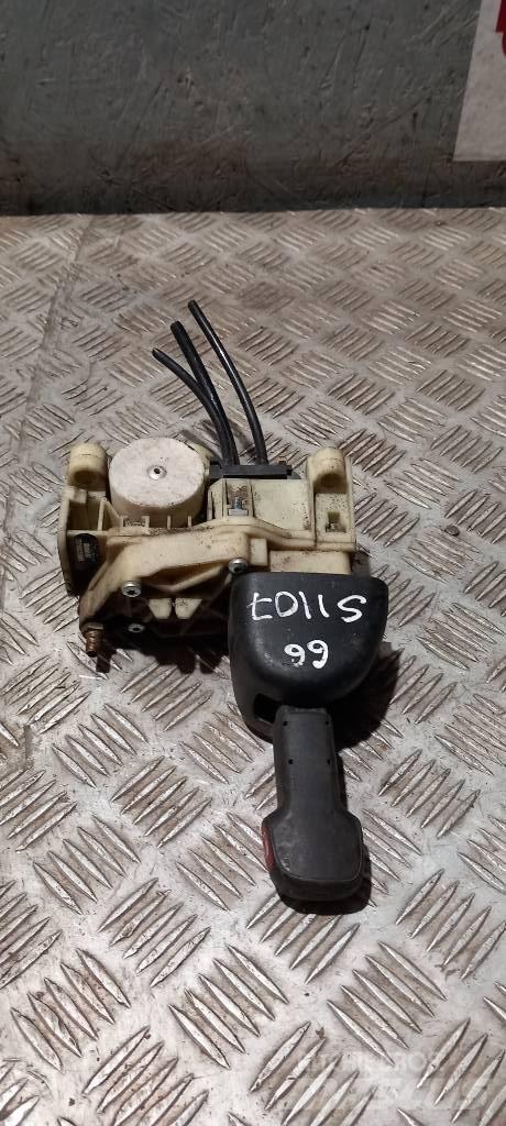 Scania R 440    1774972 Cabins and interior