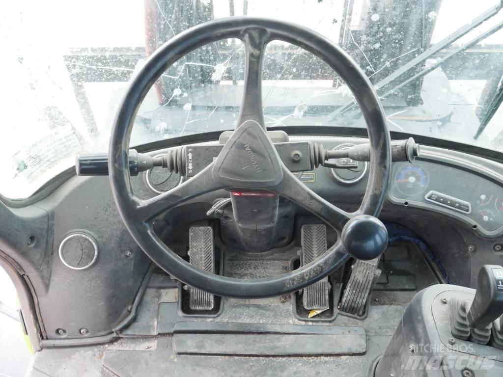 Hyundai 50 D-9 Diesel trucks