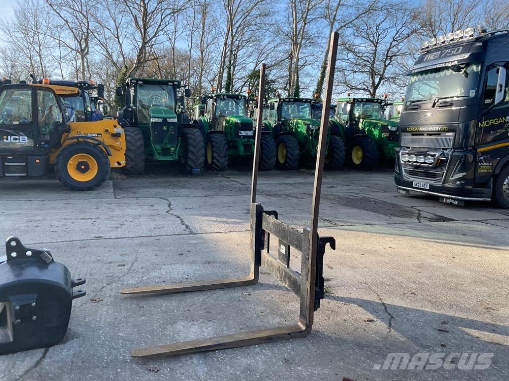 Merlo Fixed forks Forks