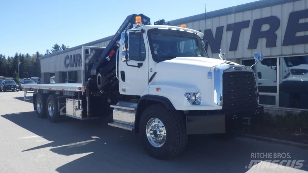 Freightliner 114 SD Truck mounted cranes