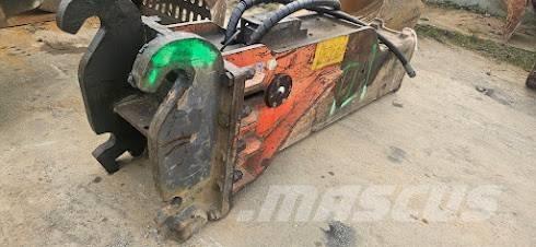  D & a 650DP Hammers / Breakers