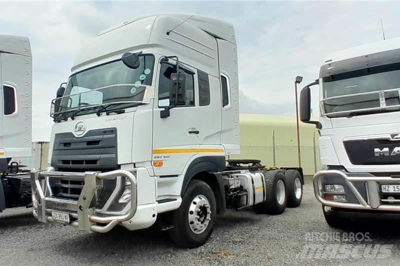 UD Quester GWE440 Other trucks
