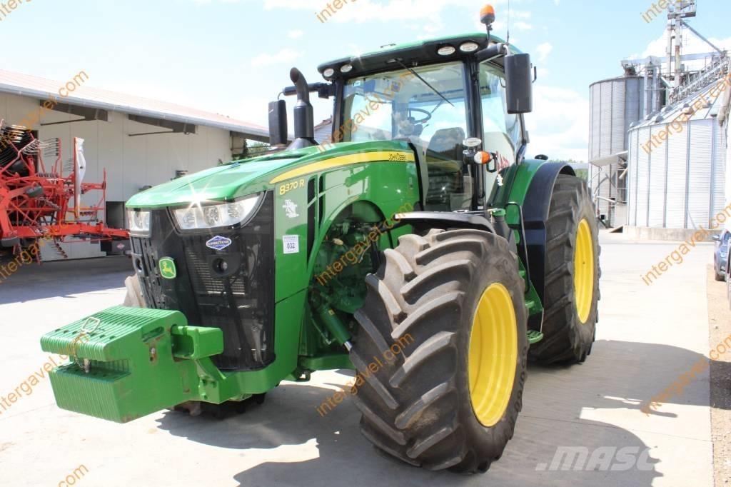 John Deere 8370 R Tractors