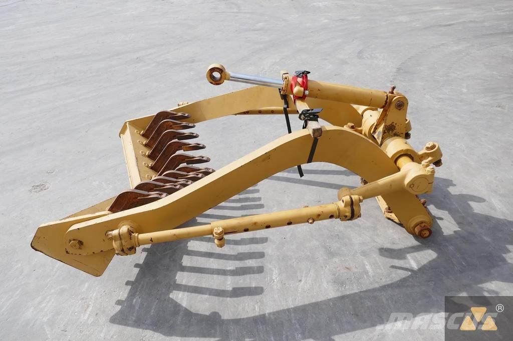 CAT 140H Scarifier Other components