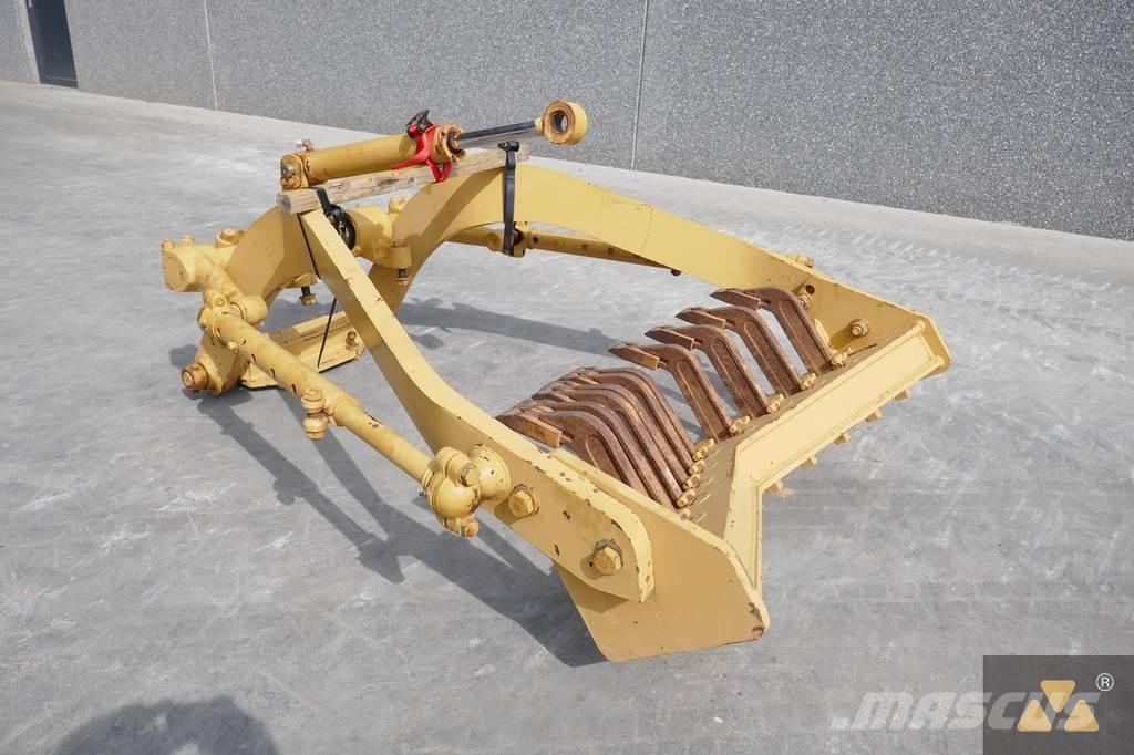 CAT 140H Scarifier Other components