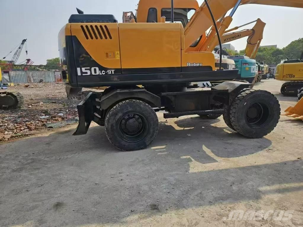 Hyundai HW 150 Wheeled excavators