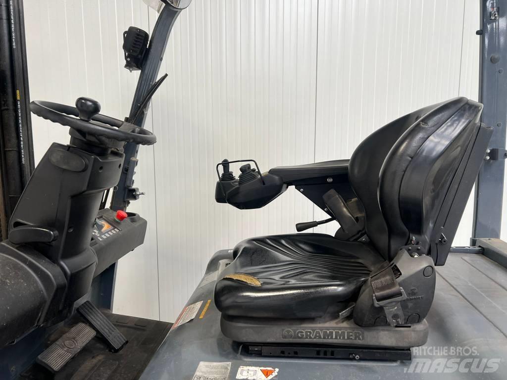Toyota 8FBMT25 Electric forklift trucks