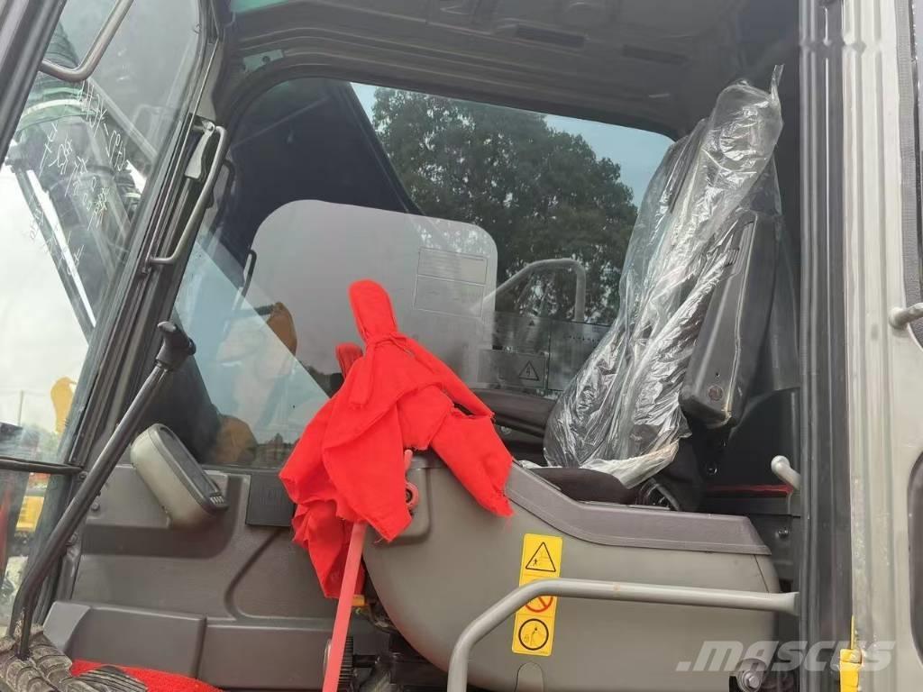 Volvo EC 210 Crawler excavators