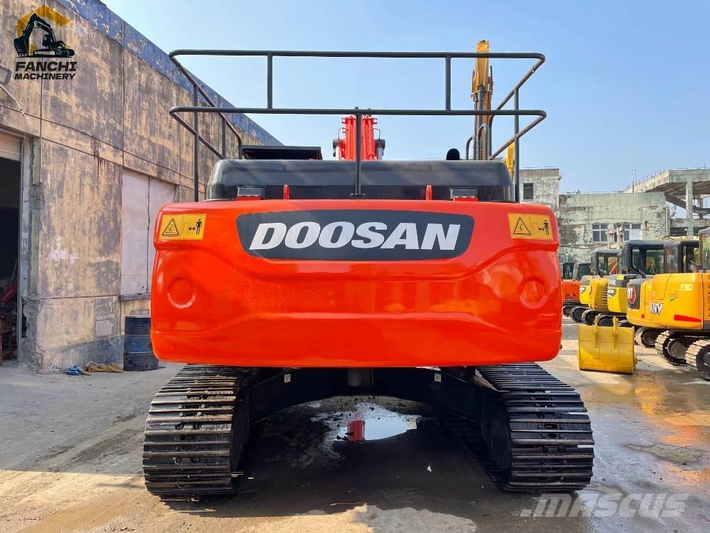 Doosan DX 300 LCA Crawler excavators