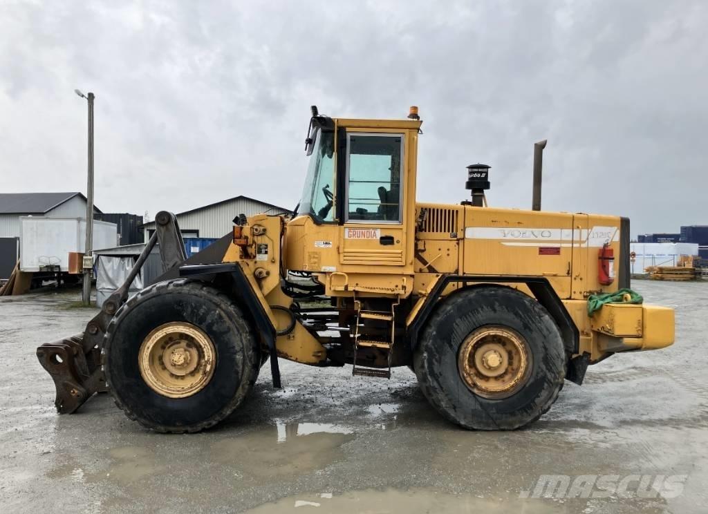 Volvo L 120 C Wheel dozers