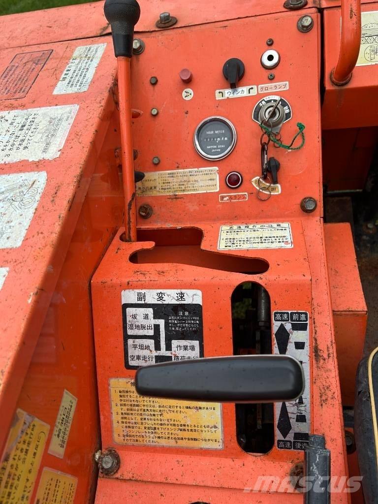 Hitachi CW M 15 Tracked dumpers