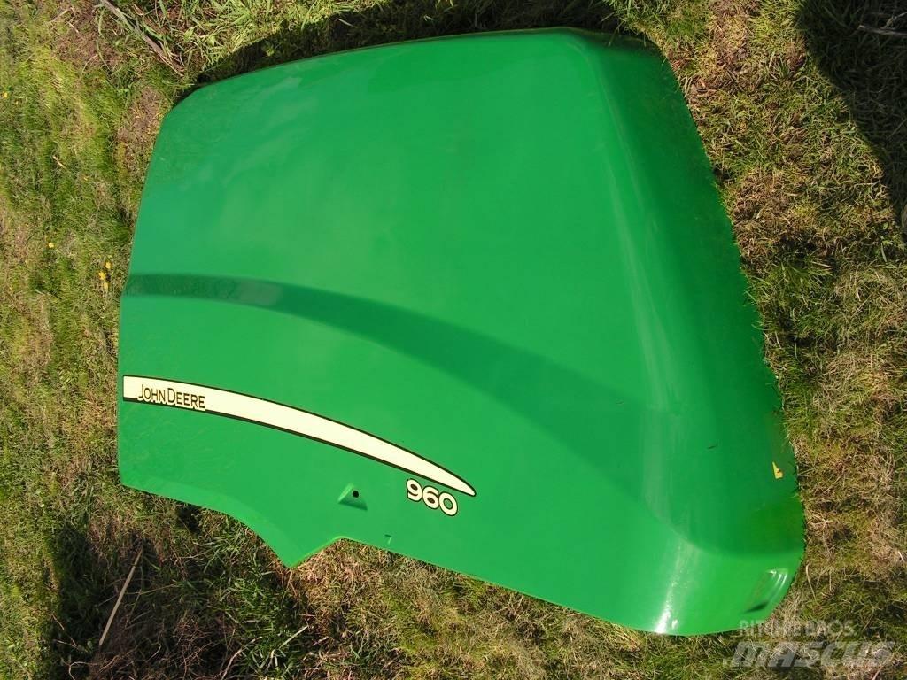 John Deere 960 Chassis and suspension