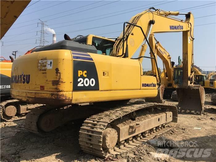 Komatsu PC 200-8 Crawler excavators