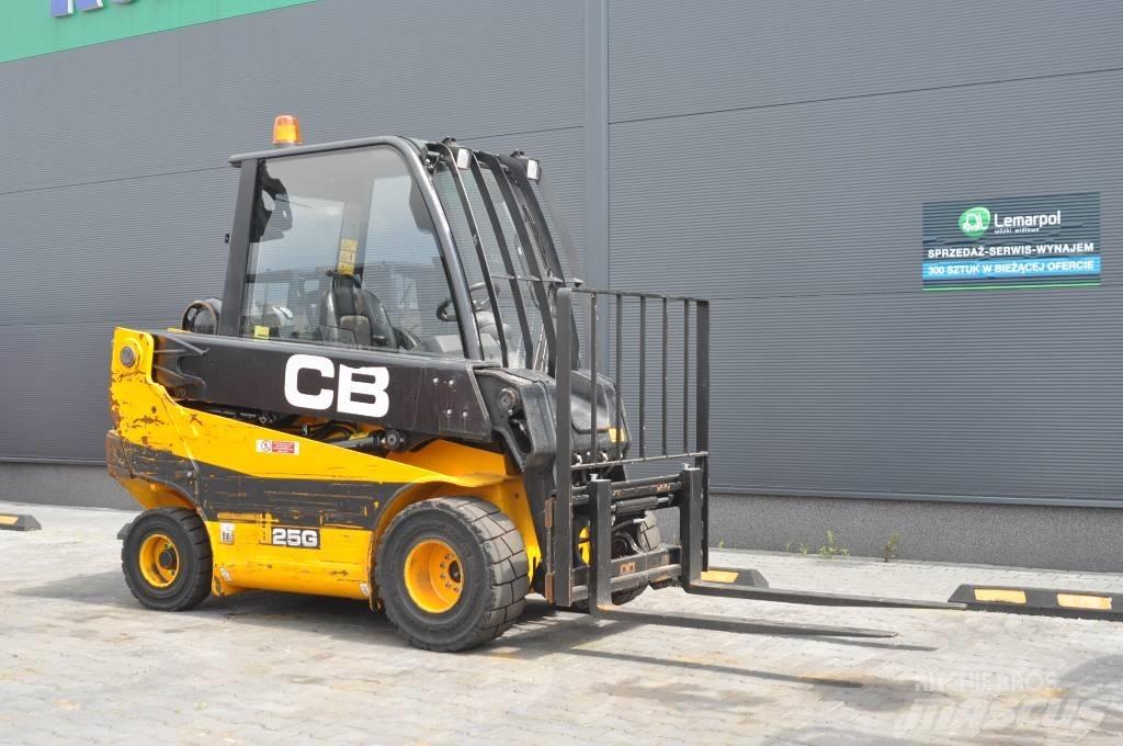JCB TLT 25 G LPG trucks