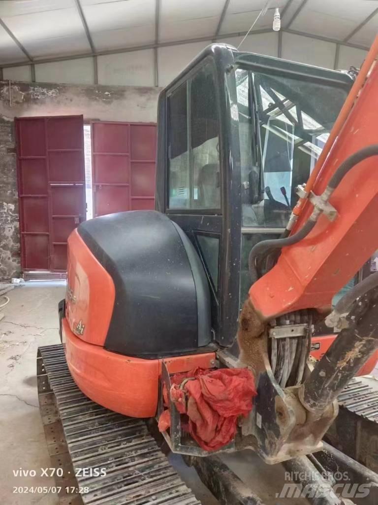 Kubota KX 155-5 Crawler excavators