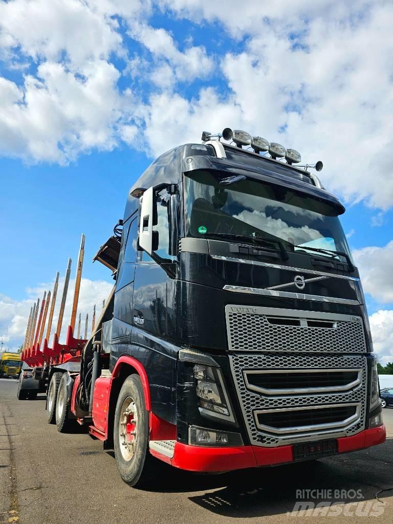 Volvo FH 16 Timber trucks