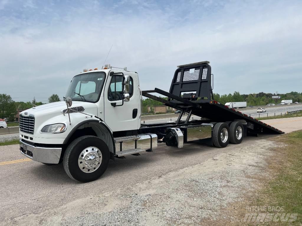 Freightliner M2 Recovery vehicles